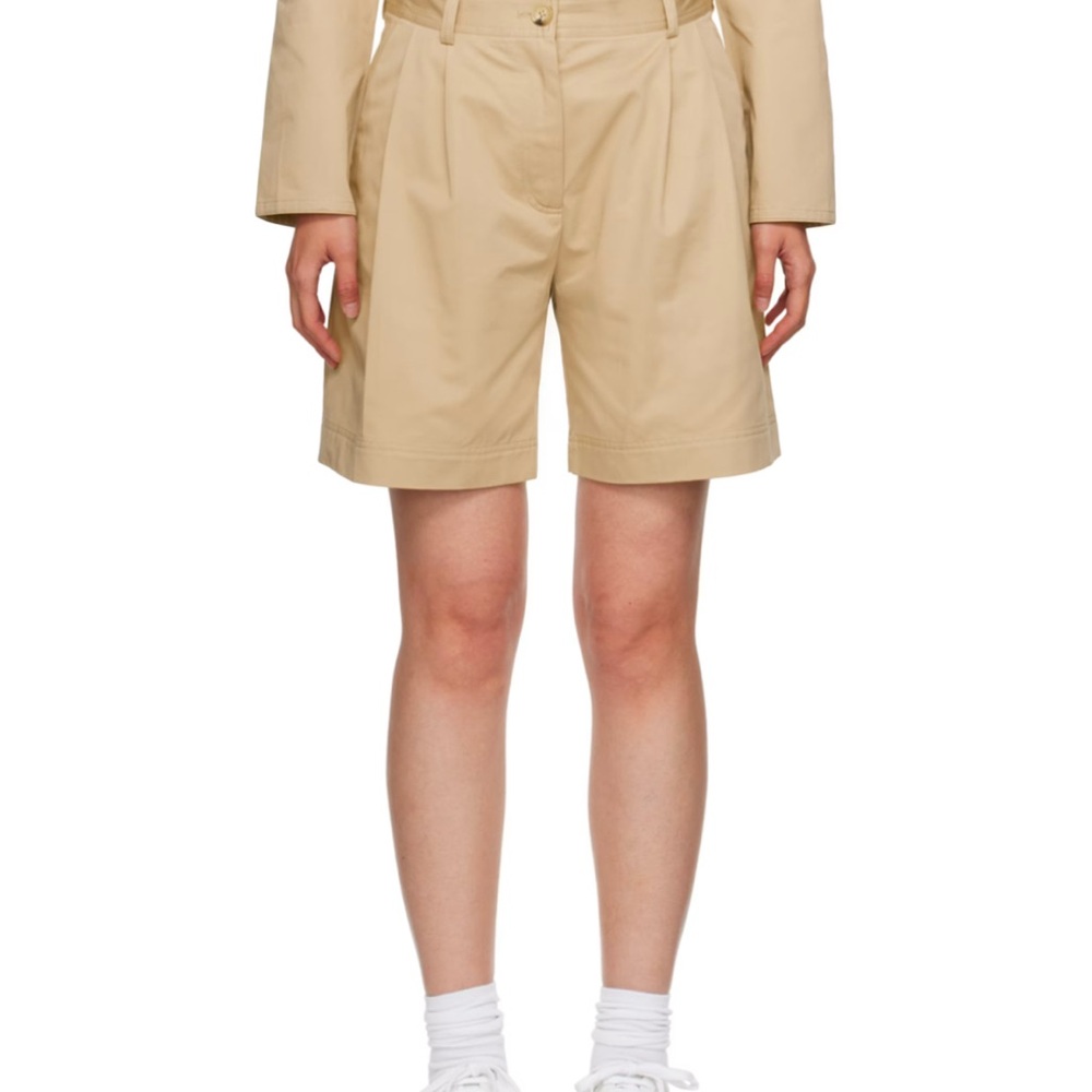 Low Classic woman Shorts Khaki